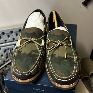 NIB Cole Haan size 12m Mens moccasin